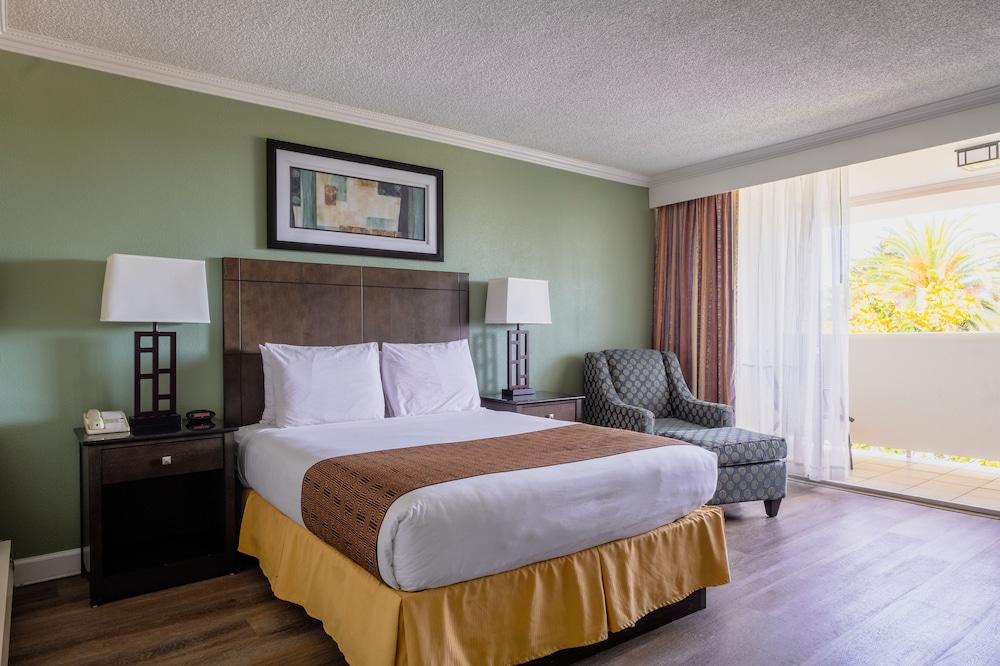 Travelodge By Wyndham Monterey Bay Eksteriør bilde
